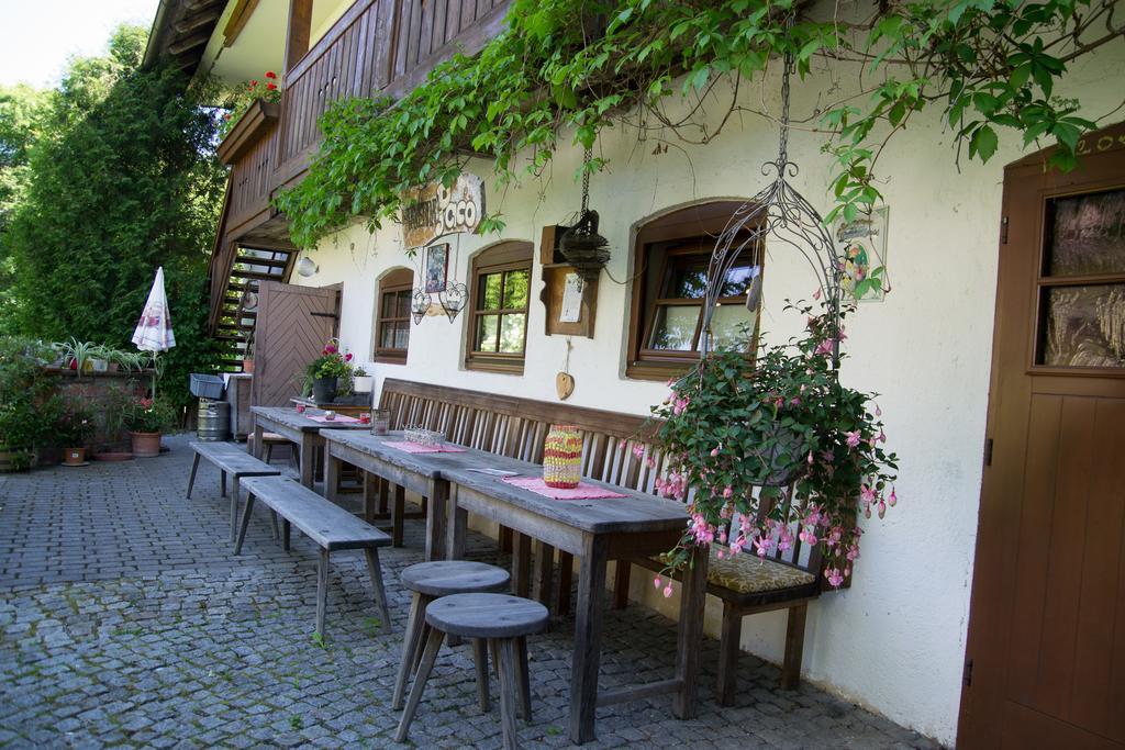 Apartments Wrolich Latschach ober dem Faakersee Luaran gambar